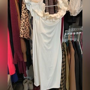 Ruffled Off Shoulder Bodycon Dress